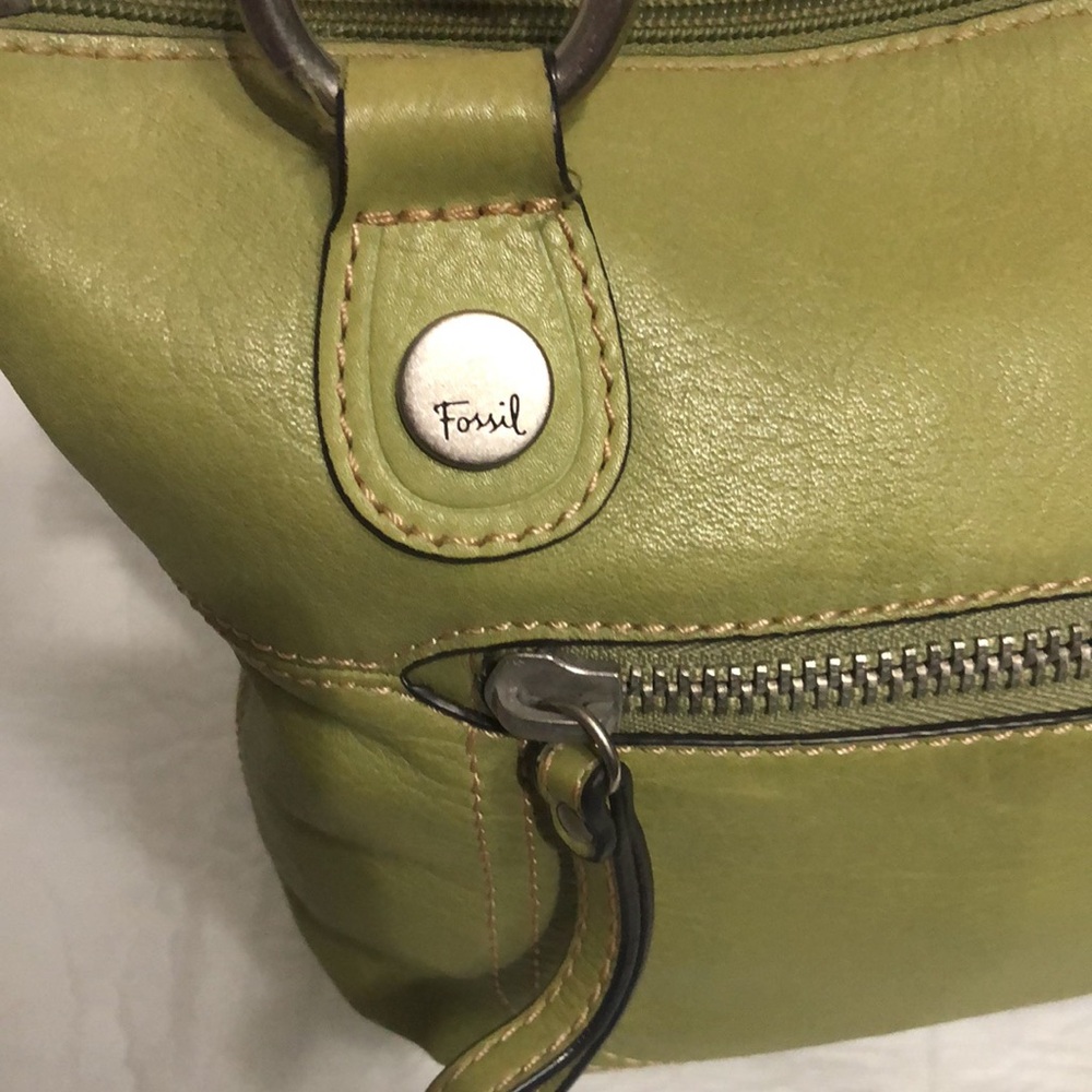 **MINT** Fossil Olive Green Leather Shoulder Bag - Picture 2 of 12